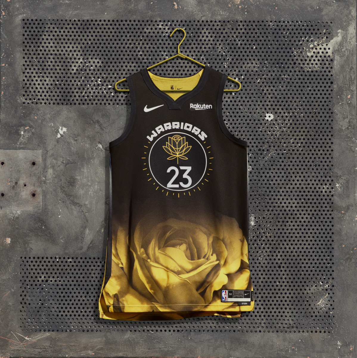 ho22-nbacityedition-na-offbody-goldenstate-hero-0036-05-sp-01